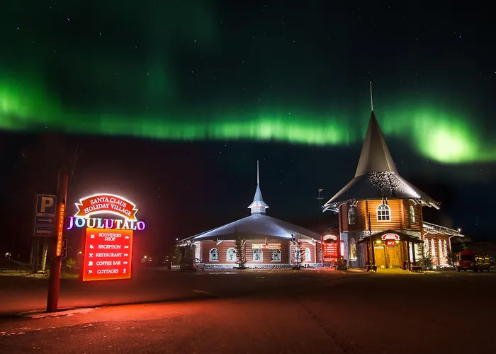 Hotel: Santa Claus Holiday Village